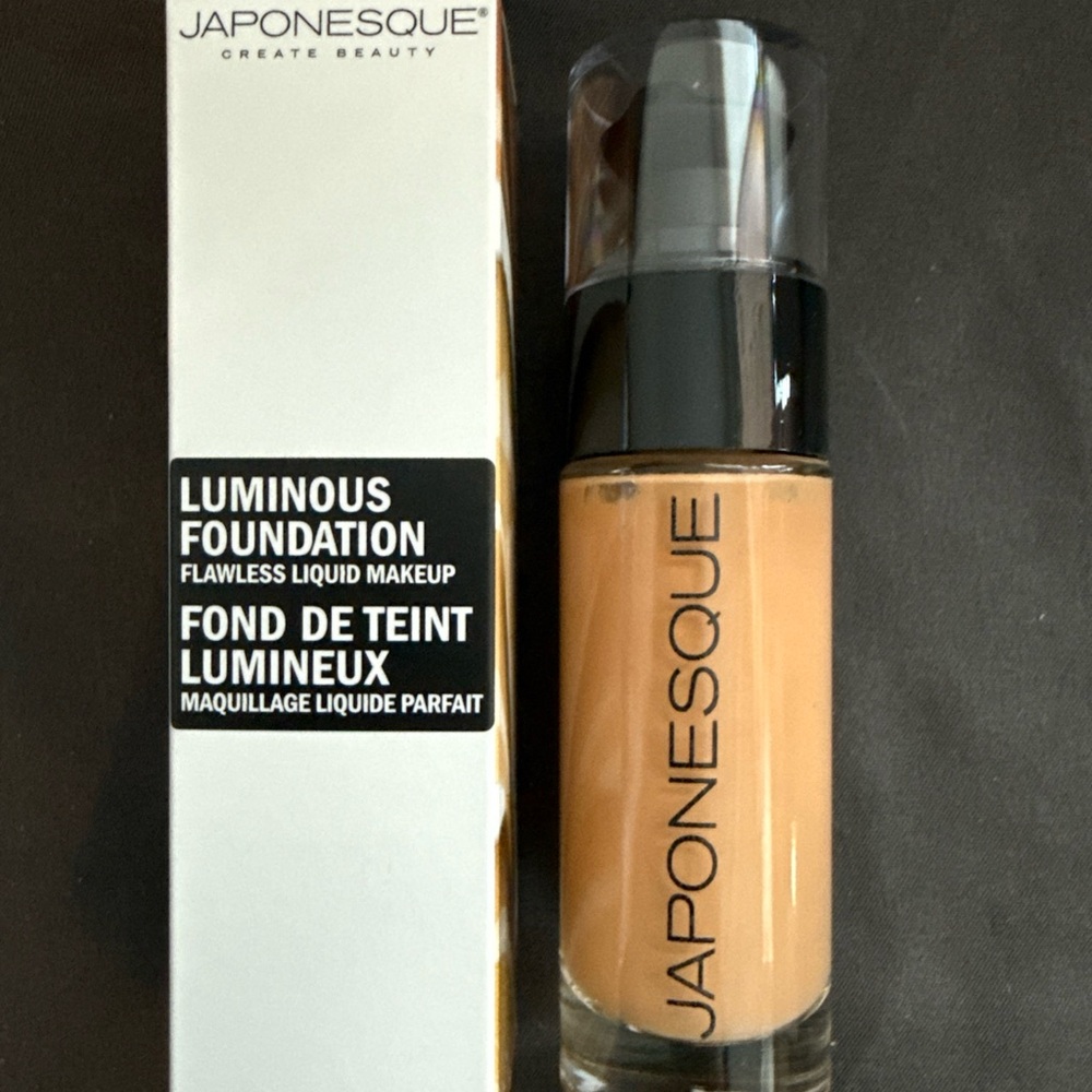 Japonesque Luminous Foundation Makeup - Shade 08